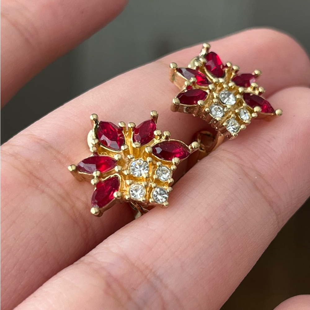 Vintage Christian Dior Flower Firework Red Rhinestone Mini Gold Clip-On Earrings - Picture 3 of 11